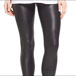 Spank faux leather legging